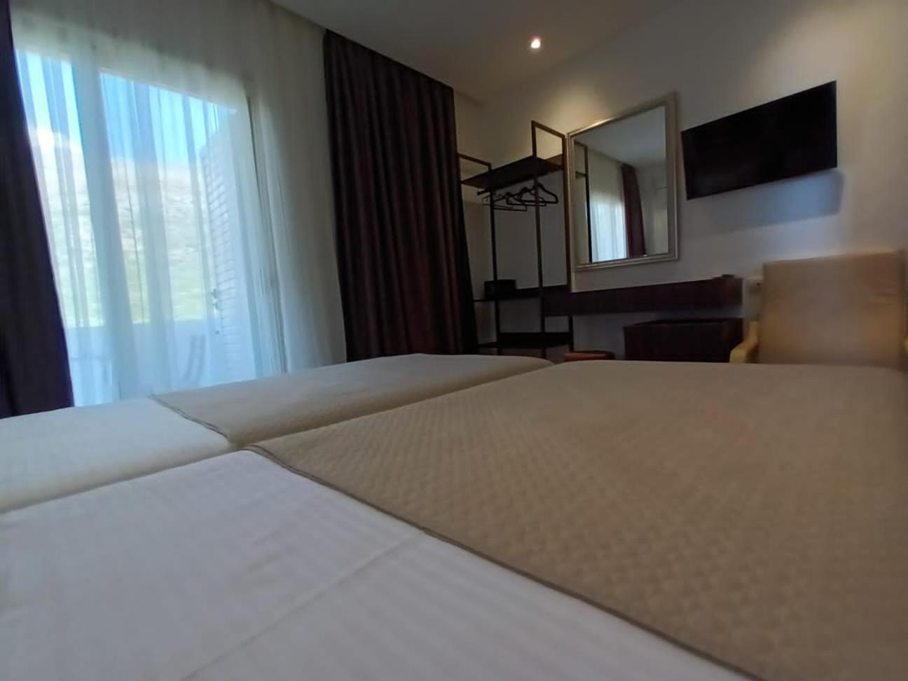 Relax Hotel