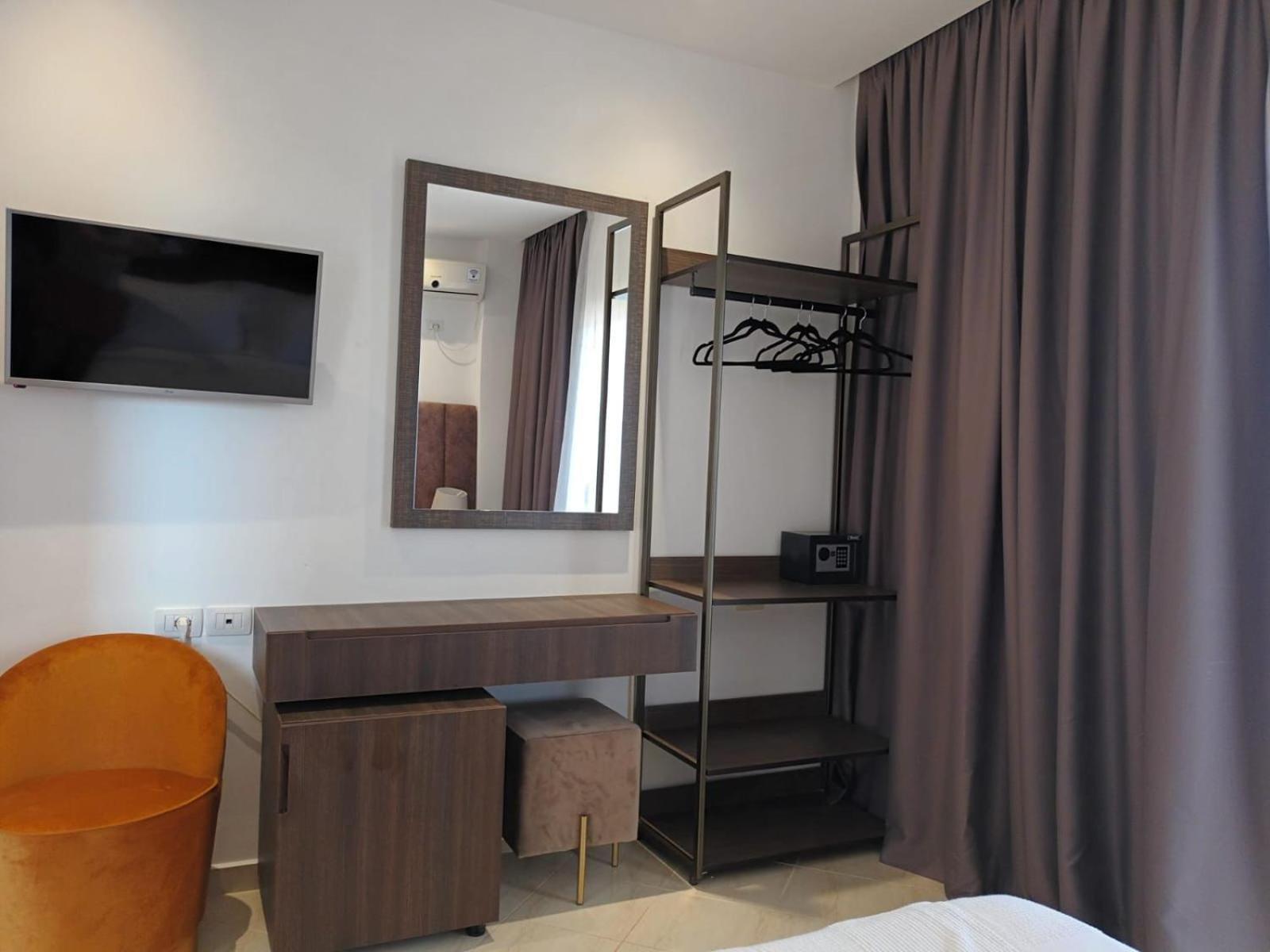 Relax Hotel 4*